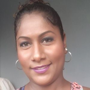 Meet your Posher, Pascale leonide